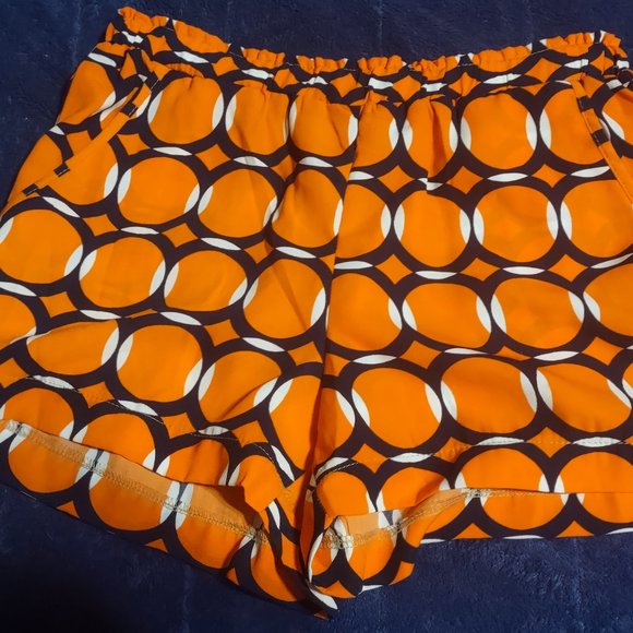 Orange circle pattern shorts - Picture 1 of 3